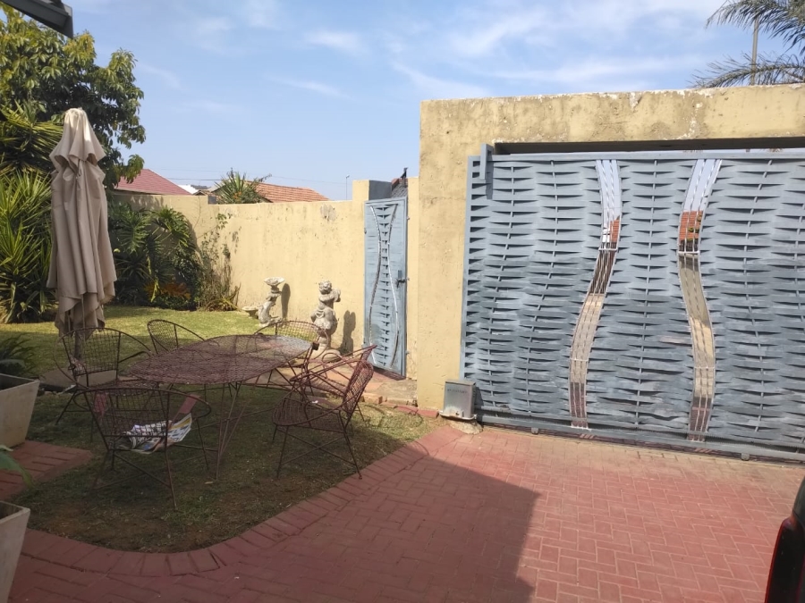 3 Bedroom Property for Sale in Naturena Gauteng
