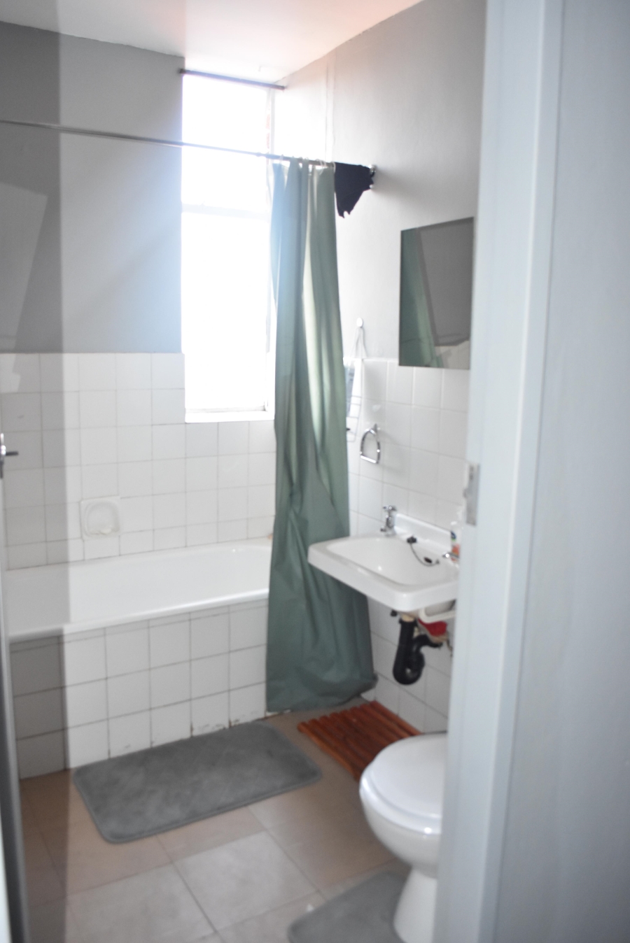 1 Bedroom Property for Sale in La Montagne Gauteng