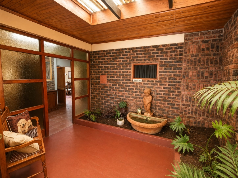 4 Bedroom Property for Sale in Eldoraigne Gauteng