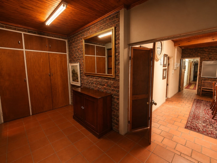 4 Bedroom Property for Sale in Eldoraigne Gauteng