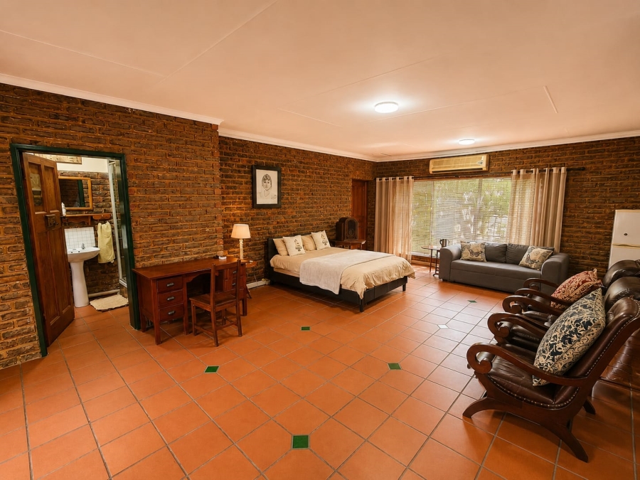 4 Bedroom Property for Sale in Eldoraigne Gauteng