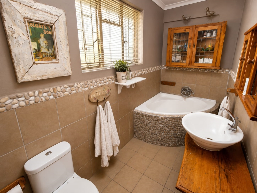 4 Bedroom Property for Sale in Eldoraigne Gauteng