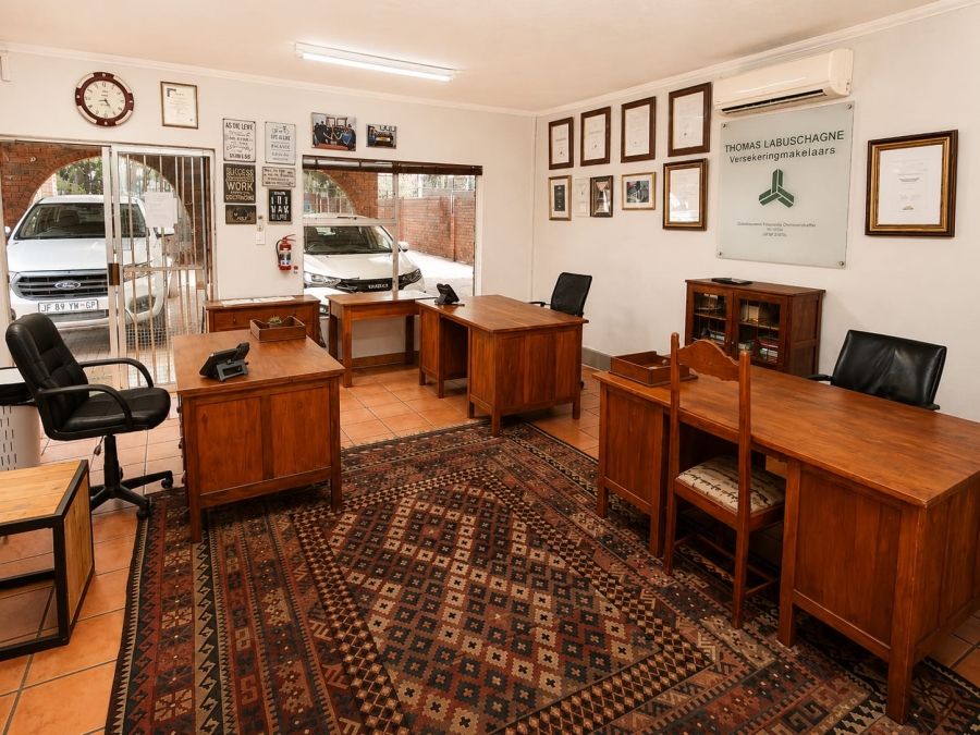 4 Bedroom Property for Sale in Eldoraigne Gauteng