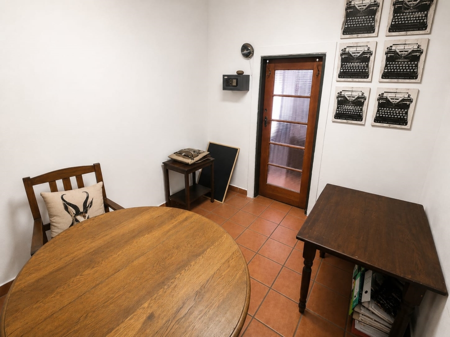 4 Bedroom Property for Sale in Eldoraigne Gauteng