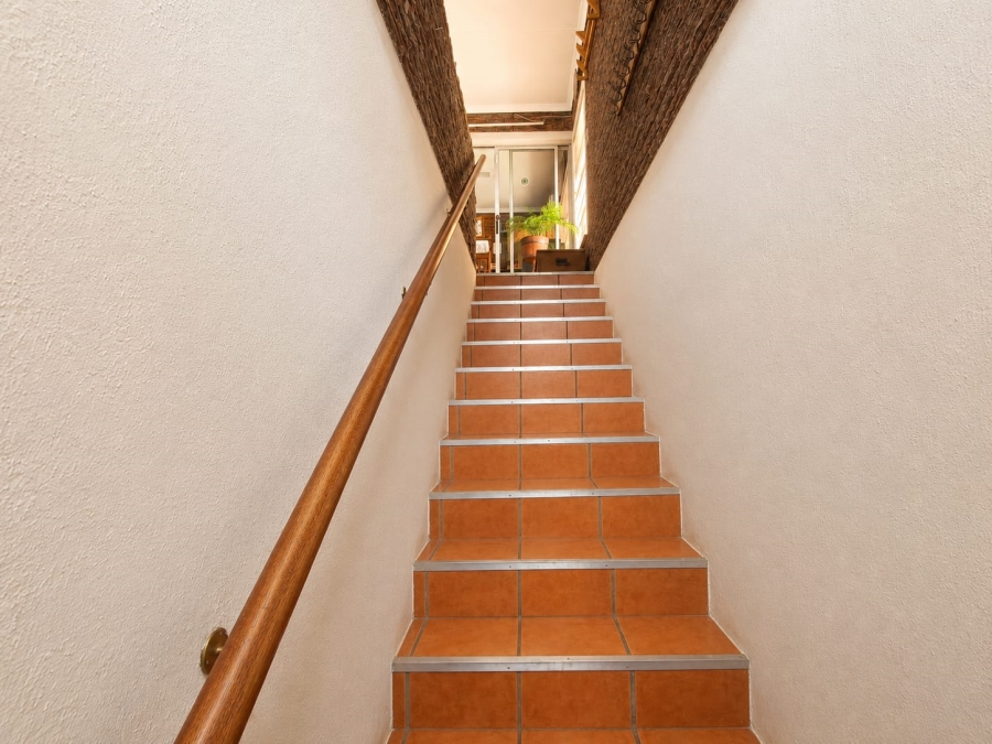 4 Bedroom Property for Sale in Eldoraigne Gauteng