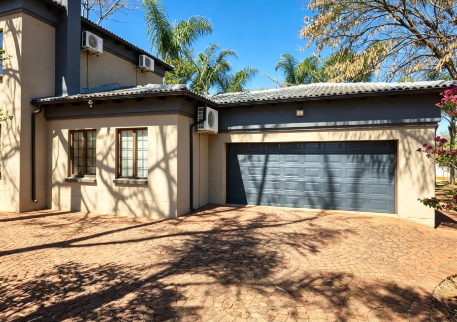 4 Bedroom Property for Sale in Kameeldrift East Gauteng