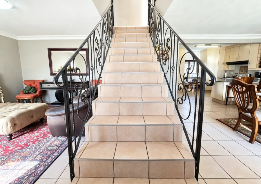 4 Bedroom Property for Sale in Kameeldrift East Gauteng
