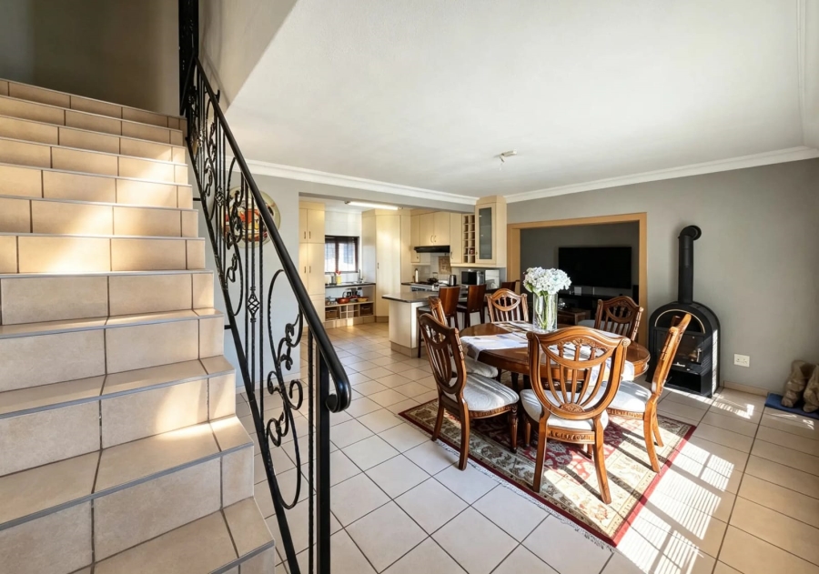 4 Bedroom Property for Sale in Kameeldrift East Gauteng