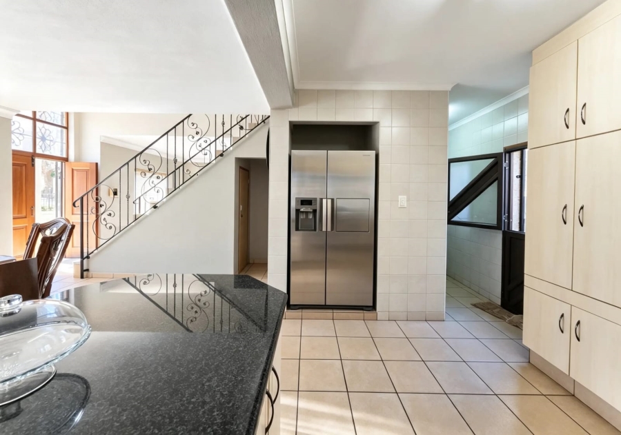 4 Bedroom Property for Sale in Kameeldrift East Gauteng
