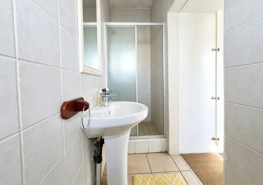 4 Bedroom Property for Sale in Kameeldrift East Gauteng