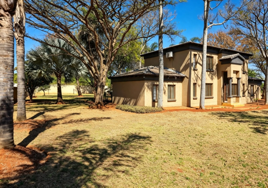 4 Bedroom Property for Sale in Kameeldrift East Gauteng