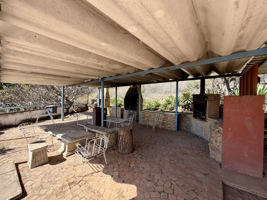 2 Bedroom Property for Sale in Villieria Gauteng