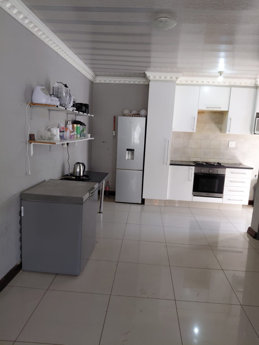 To Let 2 Bedroom Property for Rent in President Park Gauteng