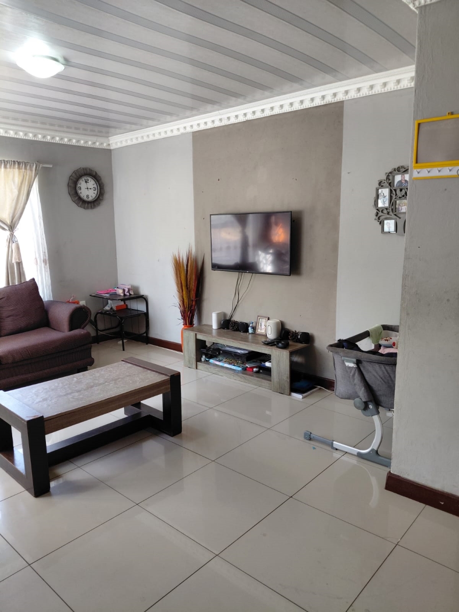 To Let 2 Bedroom Property for Rent in President Park Gauteng