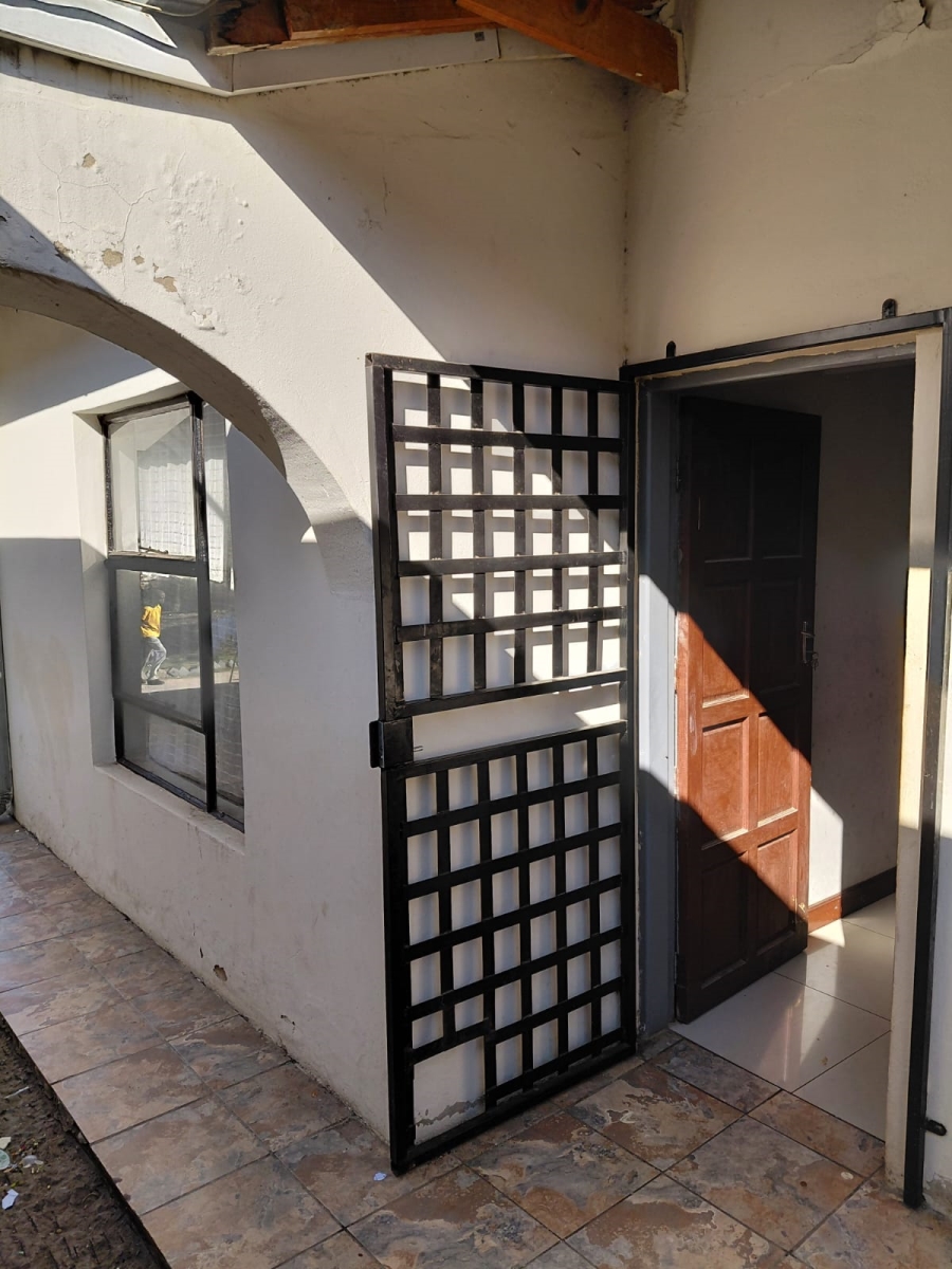 To Let 2 Bedroom Property for Rent in President Park Gauteng