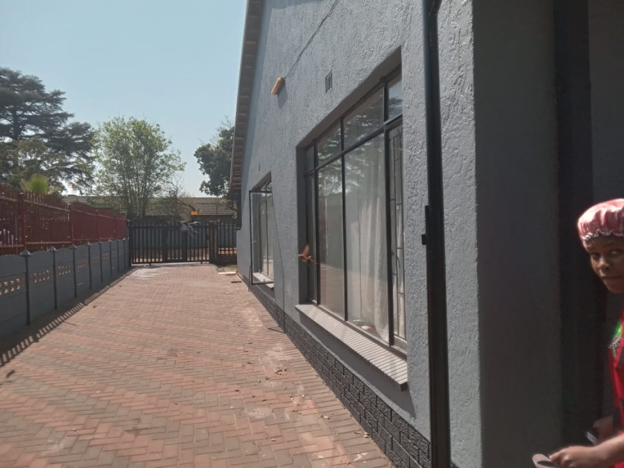 51 Bedroom Property for Sale in Vanderbijlpark SE 7 Gauteng