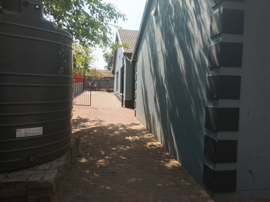 51 Bedroom Property for Sale in Vanderbijlpark SE 7 Gauteng