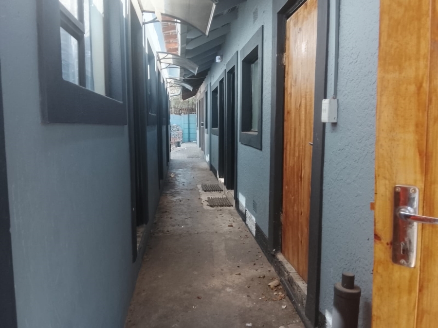 51 Bedroom Property for Sale in Vanderbijlpark SE 7 Gauteng