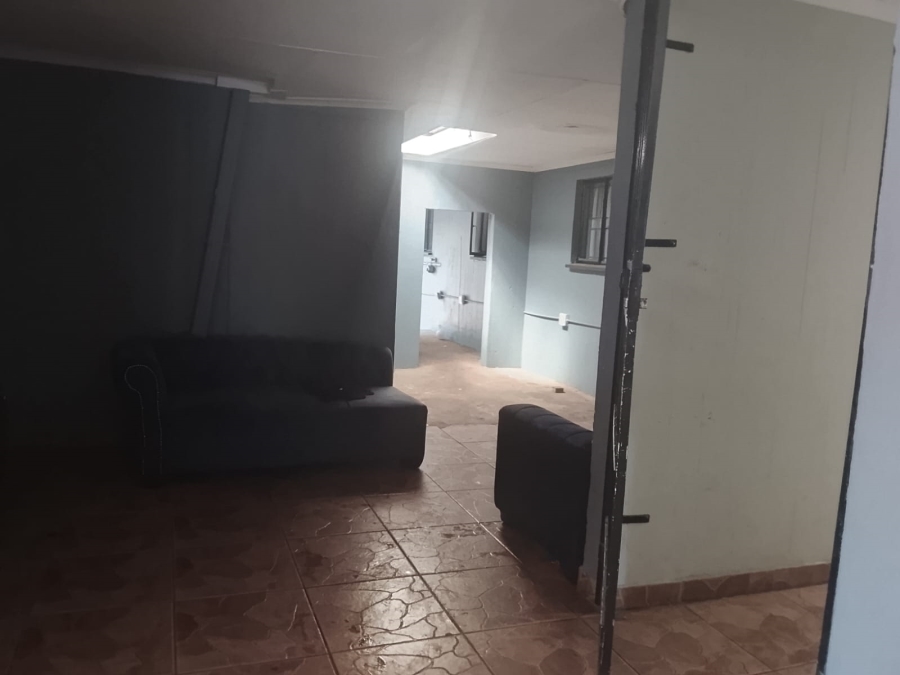 51 Bedroom Property for Sale in Vanderbijlpark SE 7 Gauteng