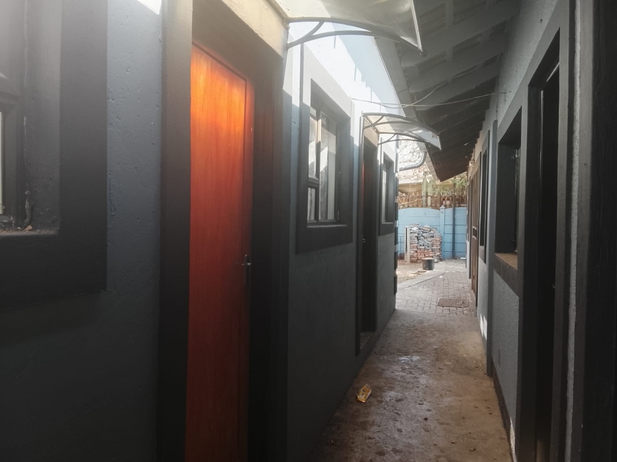51 Bedroom Property for Sale in Vanderbijlpark SE 7 Gauteng