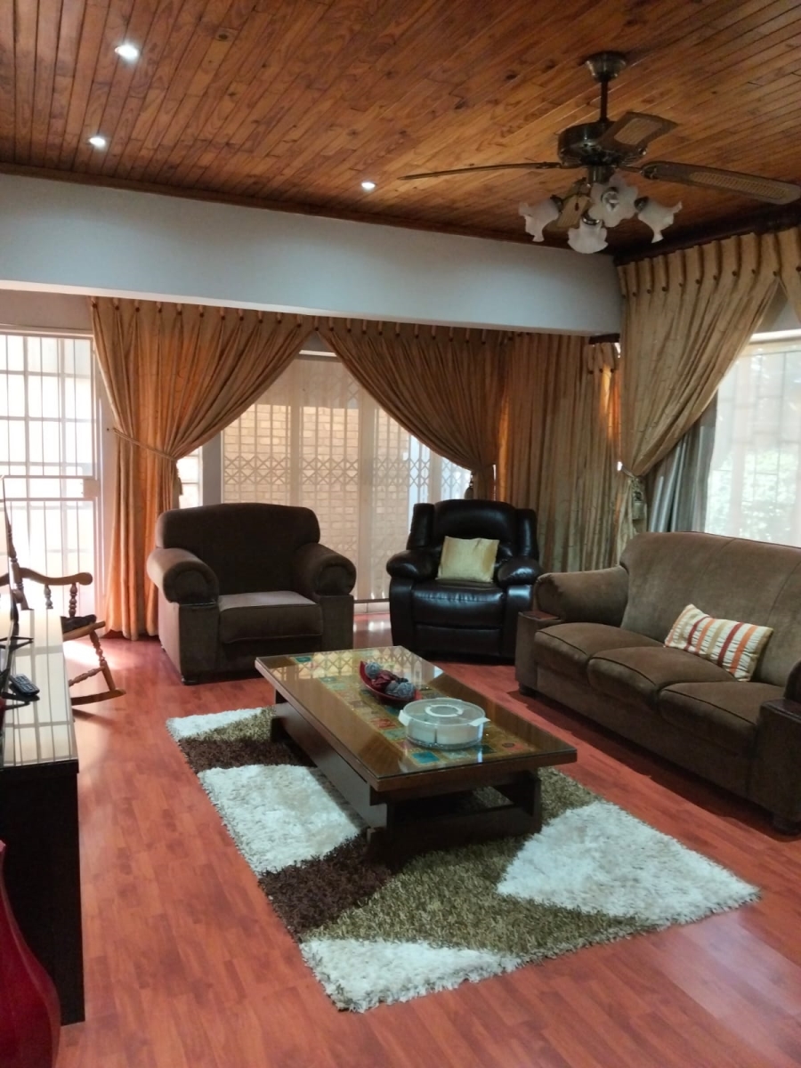 3 Bedroom Property for Sale in Laudium Gauteng