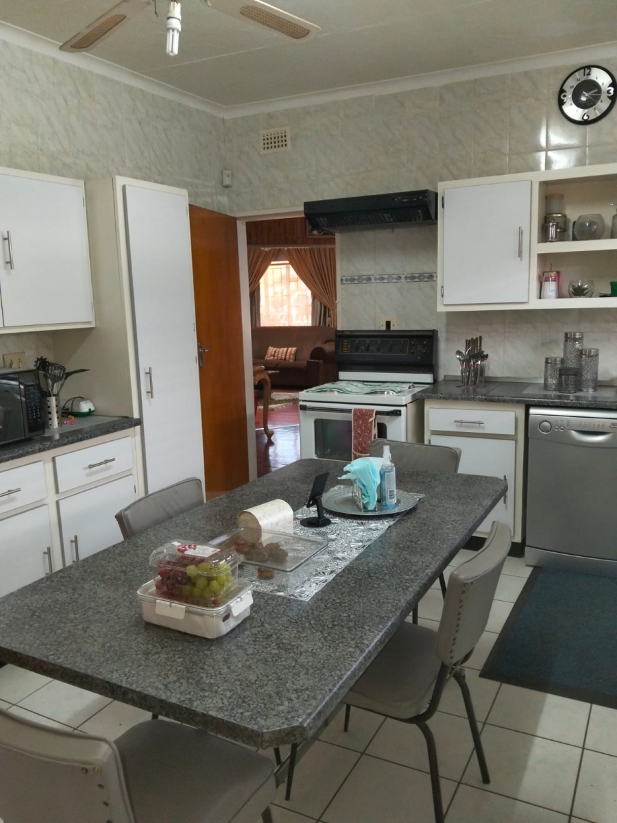 3 Bedroom Property for Sale in Laudium Gauteng