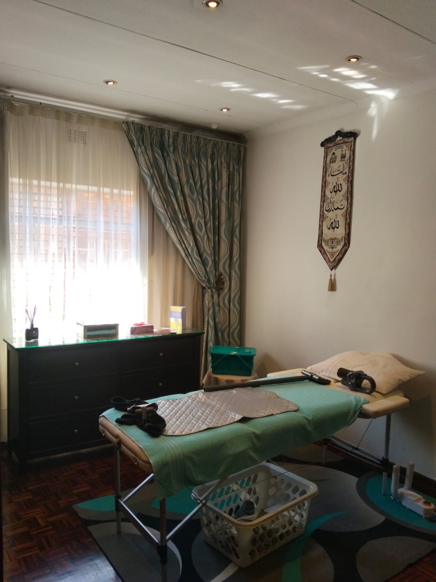 3 Bedroom Property for Sale in Laudium Gauteng
