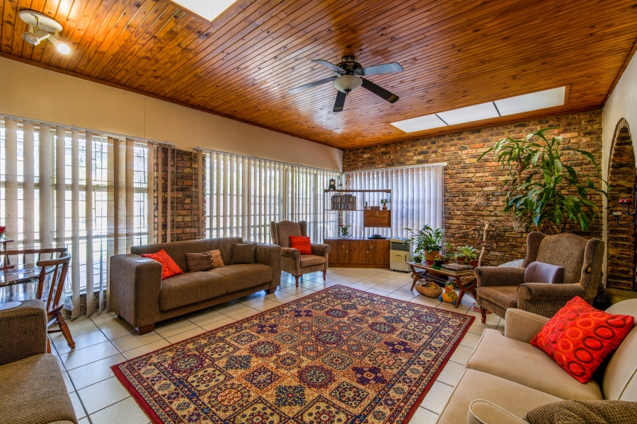 3 Bedroom Property for Sale in Constantia Park Gauteng