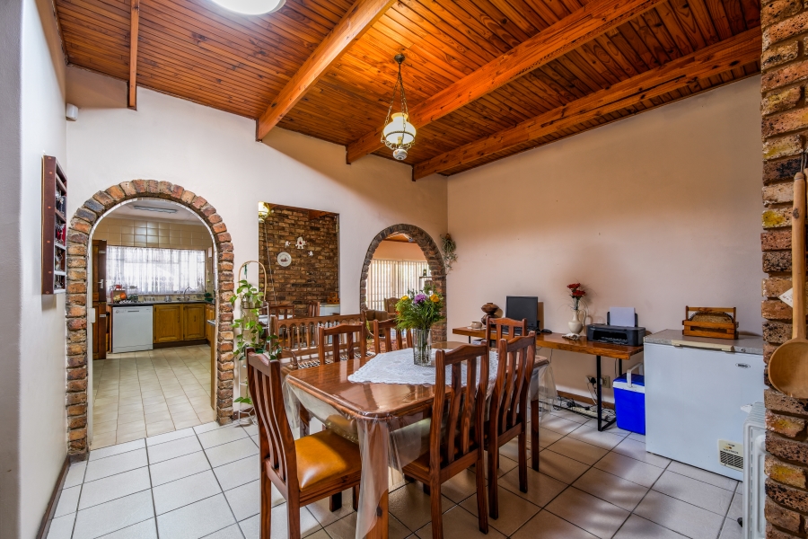 3 Bedroom Property for Sale in Constantia Park Gauteng