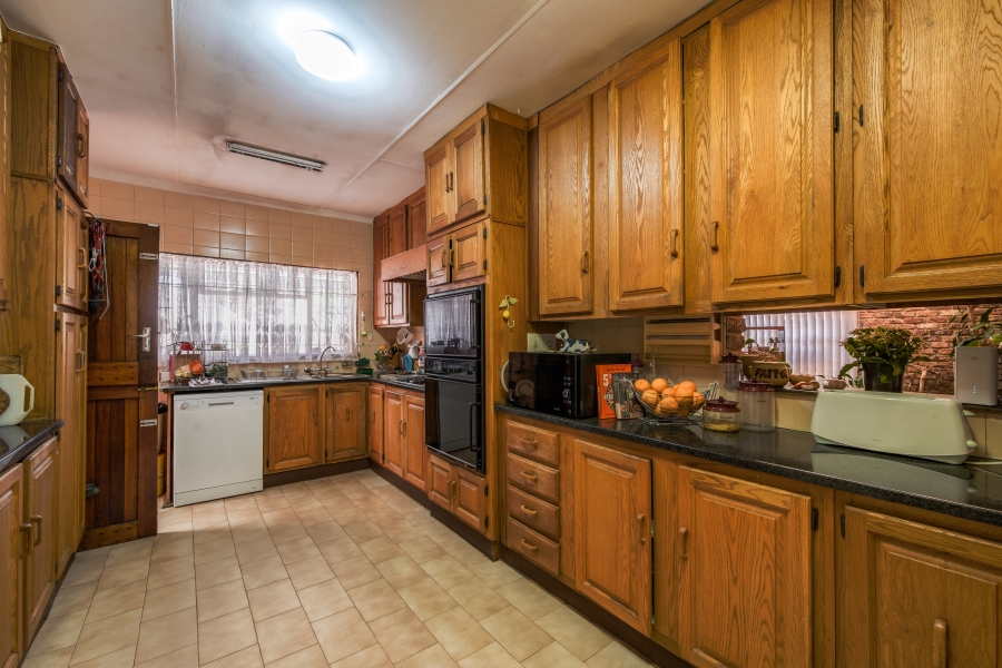 3 Bedroom Property for Sale in Constantia Park Gauteng