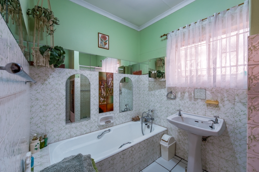 3 Bedroom Property for Sale in Constantia Park Gauteng