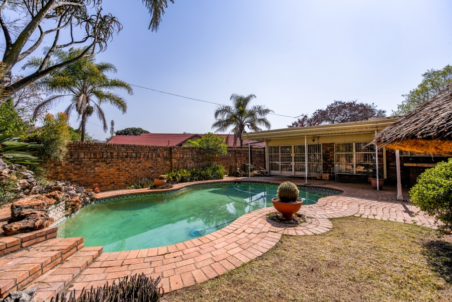 3 Bedroom Property for Sale in Constantia Park Gauteng