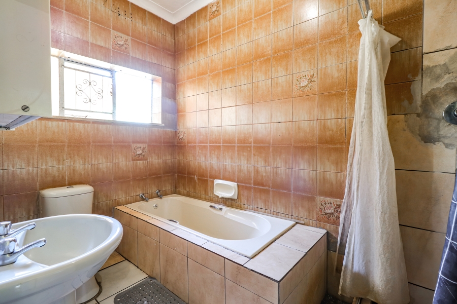 4 Bedroom Property for Sale in Bramley Gauteng