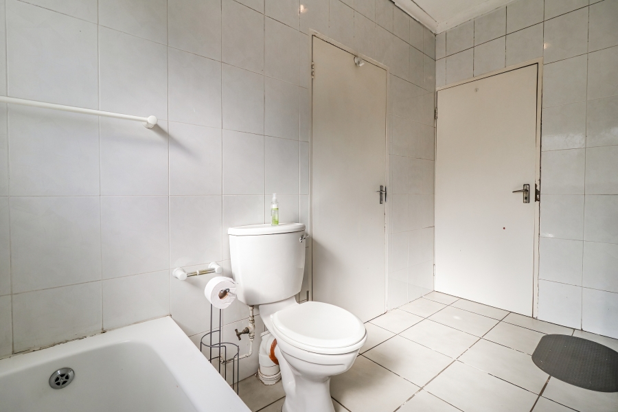 4 Bedroom Property for Sale in Bramley Gauteng