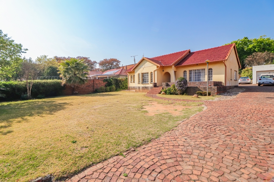 4 Bedroom Property for Sale in Bramley Gauteng