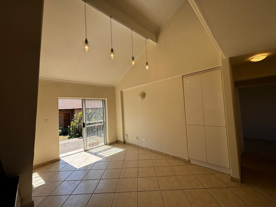 3 Bedroom Property for Sale in Illiondale Gauteng