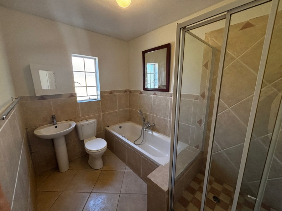 3 Bedroom Property for Sale in Illiondale Gauteng