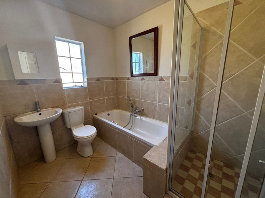 3 Bedroom Property for Sale in Illiondale Gauteng