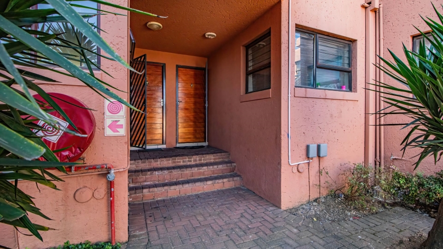 2 Bedroom Property for Sale in Ridgeway Gauteng