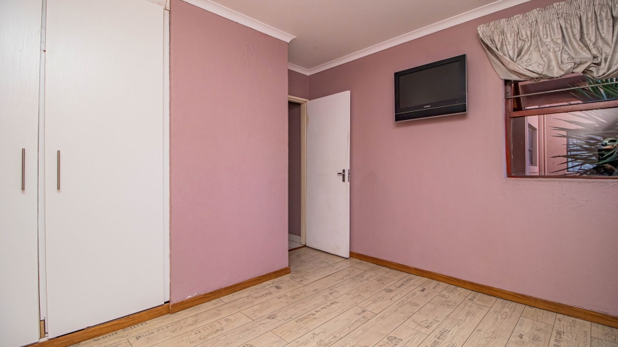 2 Bedroom Property for Sale in Ridgeway Gauteng
