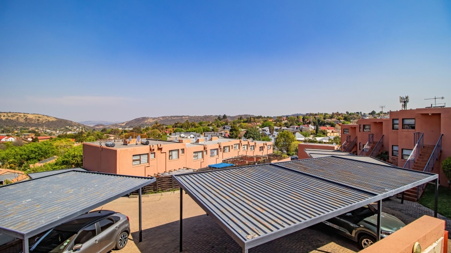 2 Bedroom Property for Sale in Ridgeway Gauteng