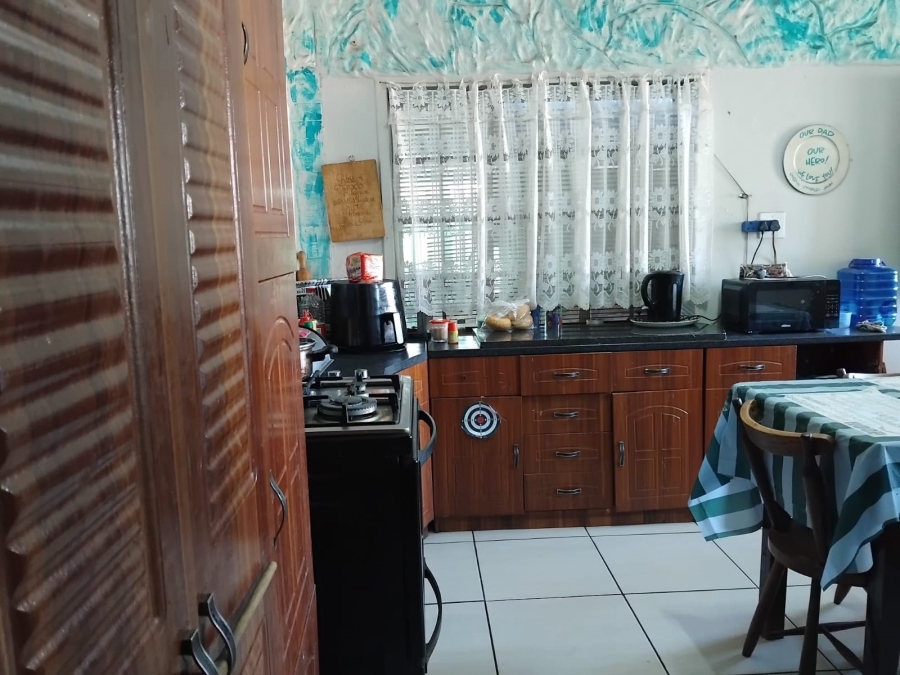 3 Bedroom Property for Sale in Rhodesfield Gauteng