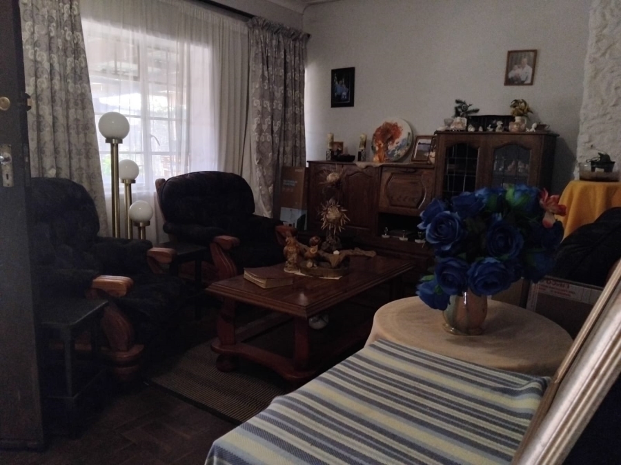 3 Bedroom Property for Sale in Rhodesfield Gauteng