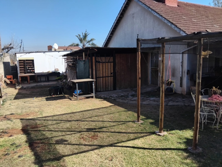 3 Bedroom Property for Sale in Rhodesfield Gauteng