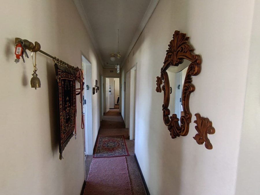 3 Bedroom Property for Sale in Dersley Gauteng