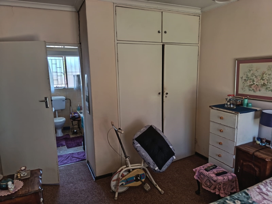 3 Bedroom Property for Sale in Dersley Gauteng