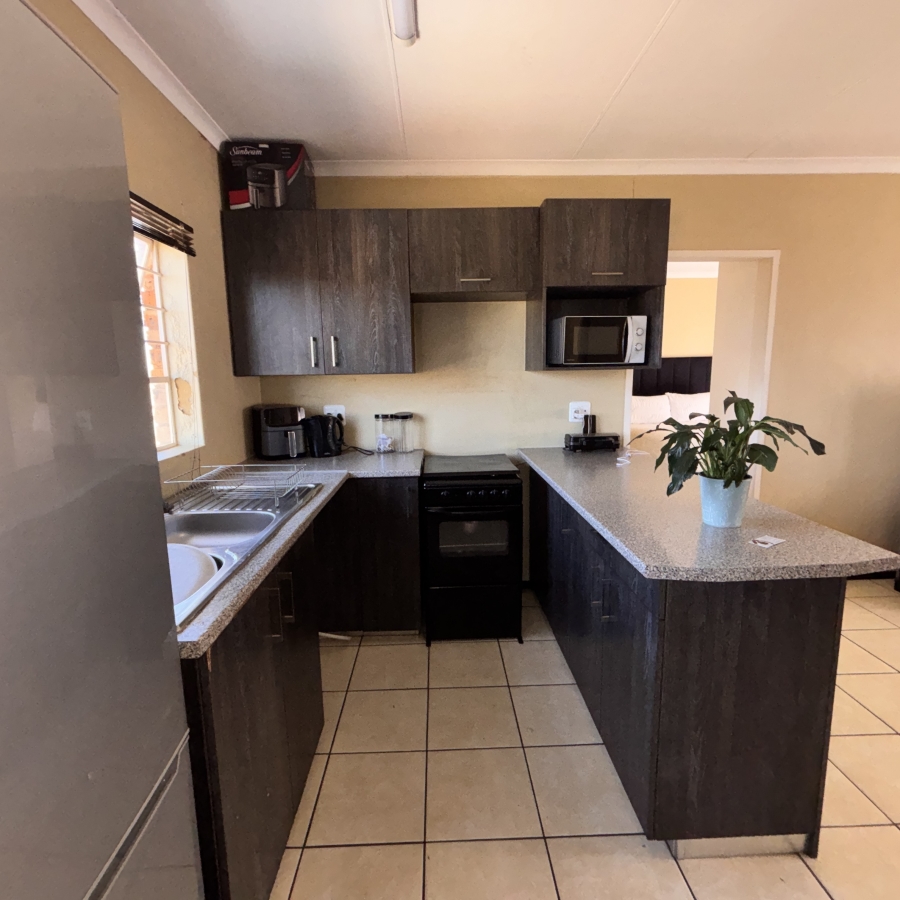 2 Bedroom Property for Sale in Honeypark Gauteng