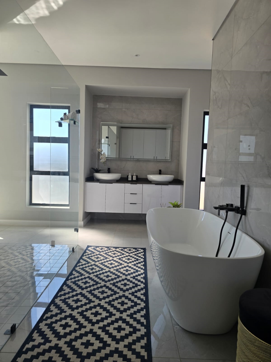 4 Bedroom Property for Sale in Fountainbrook Estate Gauteng