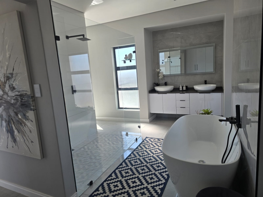 4 Bedroom Property for Sale in Fountainbrook Estate Gauteng