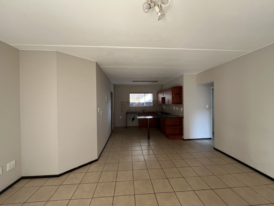 To Let 2 Bedroom Property for Rent in Bardene Gauteng